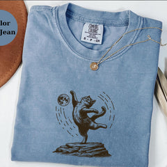 Cat Dancing Shirt, Moon Cat Tee, Cosmic Cat Art Top, Funny Cat Lover Gift, Boho Cat Graphic Tee, Retro Cat Shirt Unisex