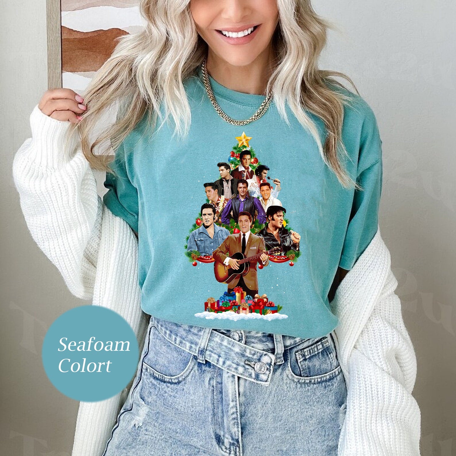 Elvis Presley Christmas Comfort Colors Shirt, Elvis Presley Merry Christmas T-Shirt, Elvis Presley Shirt 2024, Christmas Gift Unisex Shirt'1566110971