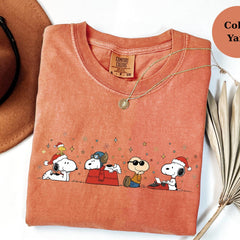 Christmas Snoopy Shirt, Cute Holiday Cartoon Tee, Funny Peanuts Style Graphic T-Shirt, Cozy Gift for Snoopy Fans