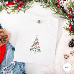 Minimal Christmas Tree Shirt, Botanical Holiday Tee, Modern Xmas Top, Cozy Winter Gift Shirt, Nature Inspired Christmas Graphic Tee