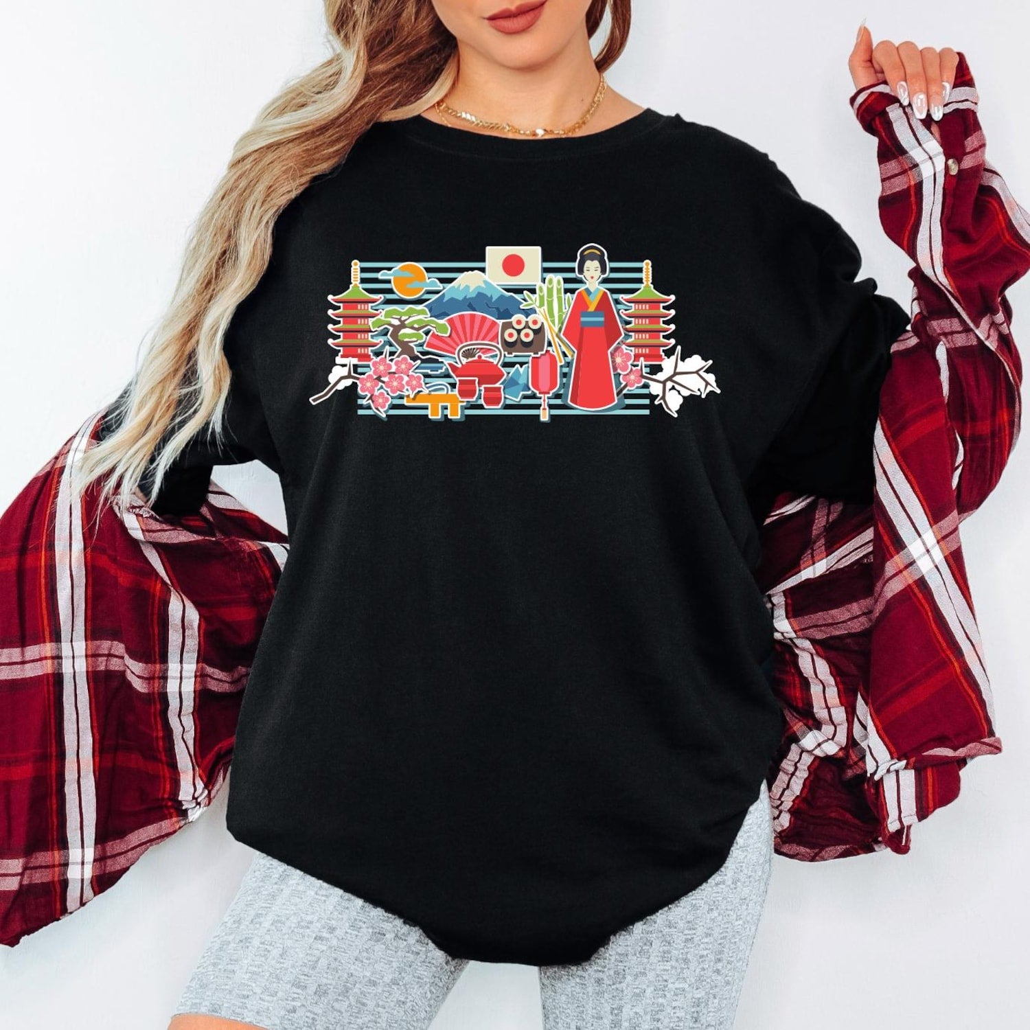 Comfort Colors� Japanese Culture T-Shirt � Geisha & Traditional Icons Graphic Tee � Unisex Travel Gift