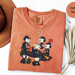 Snoopy Red Bull Pit Crew Shirt, Racing Fan Tee, Formula 1 Mechanic T-Shirt, F1 Race Lover Gift, Motorsport Fan Apparel